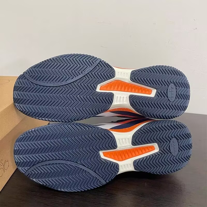 定番ブランド卓球シューズ滑り止め屋内コートシューズ軽量バドミ - Table Tennis Form のレビューと価格